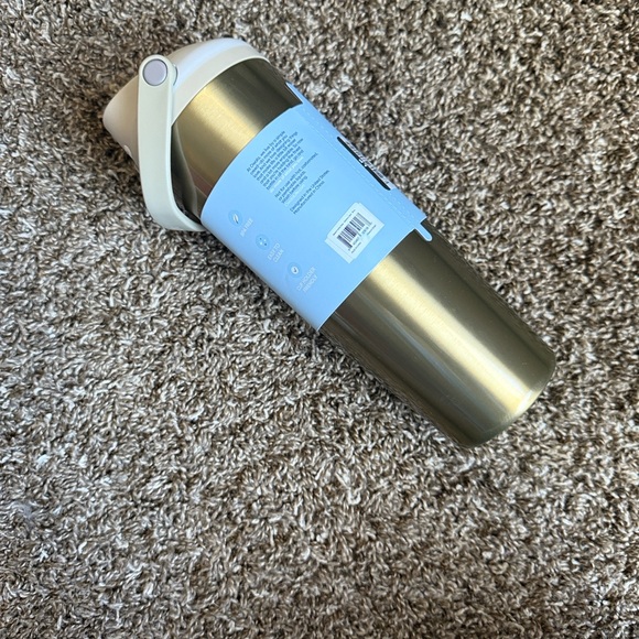 NWT Holiday Owala Gold Stainless Steel Tumbler 30oz - Picture 9 of 12